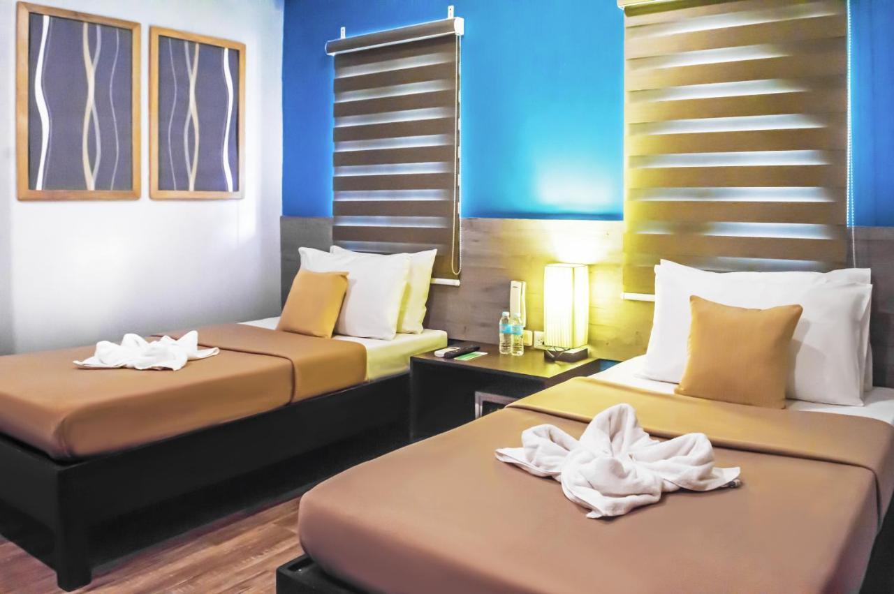 Sheridan Boutique Hotel Puerto Princesa Esterno foto