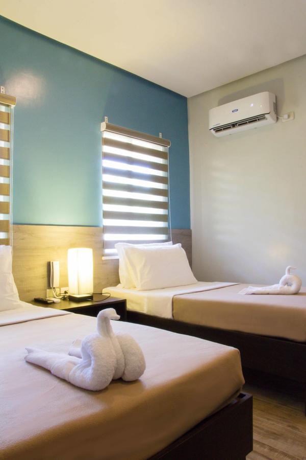 Sheridan Boutique Hotel Puerto Princesa Esterno foto